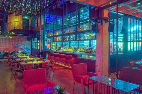 Wavehouse, Atlantis Dubai’s entertainment venue, installed a sound system to serve the entire site based on 2 Symetrix Radius NX 12×8, and 1 Radius NX 4×4 DSPs.