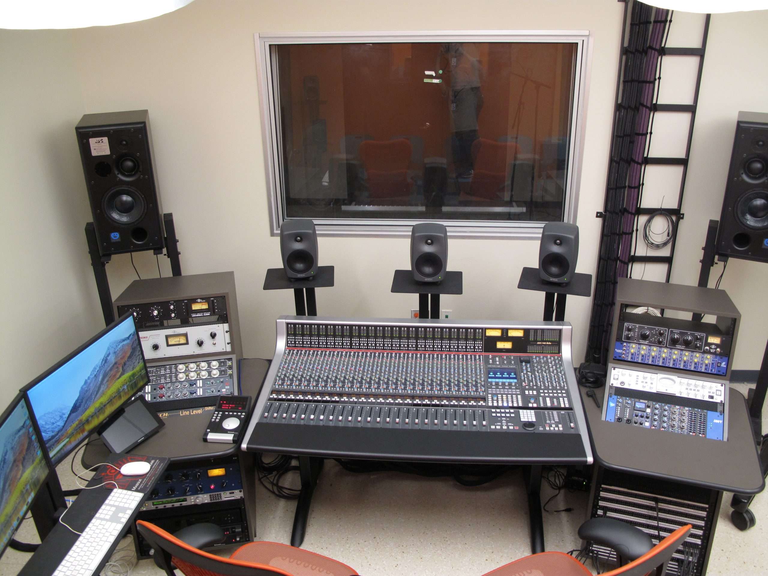 SYM Masque Sound2 scaled